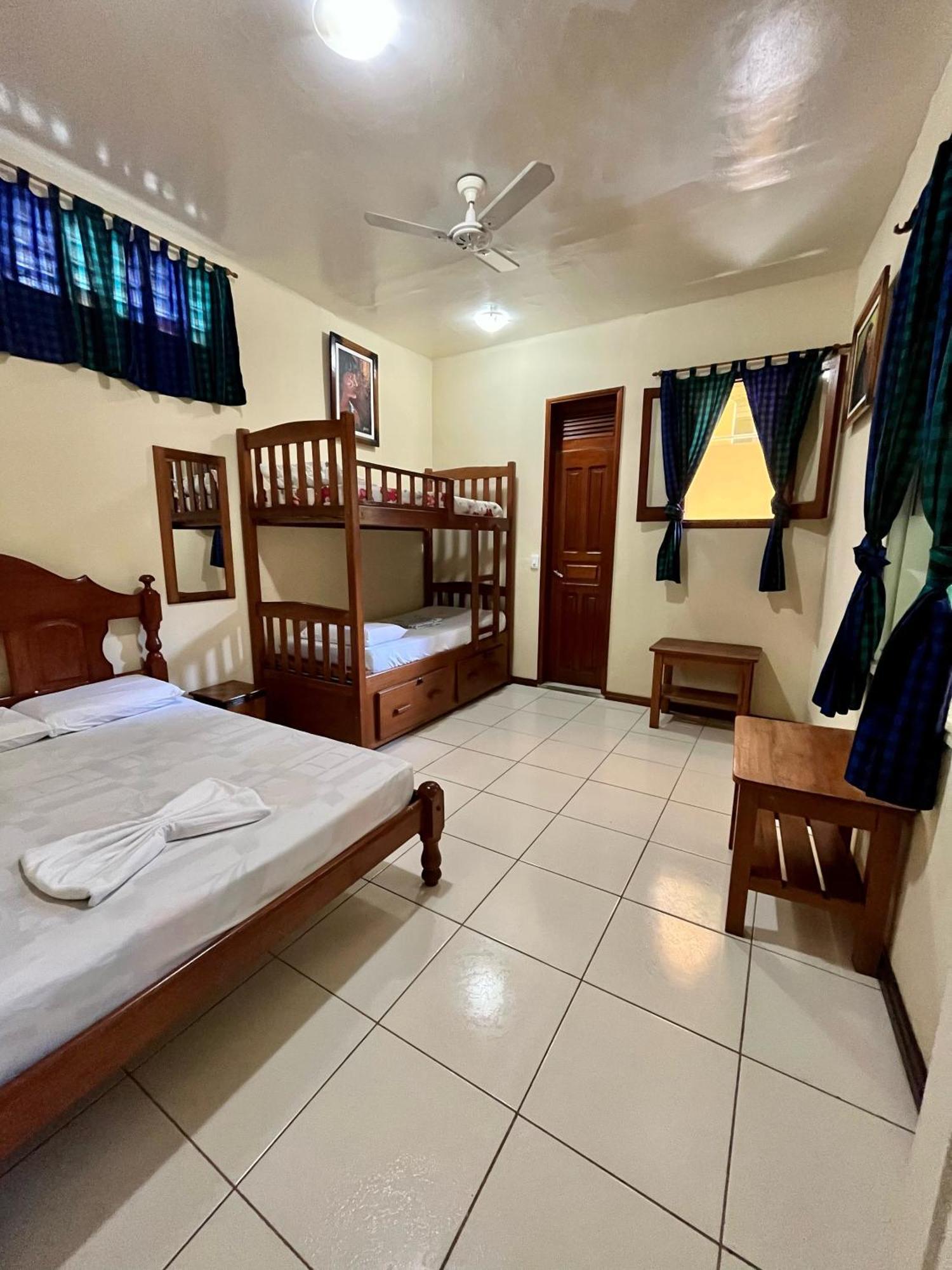 Hostel Manaus Exteriör bild